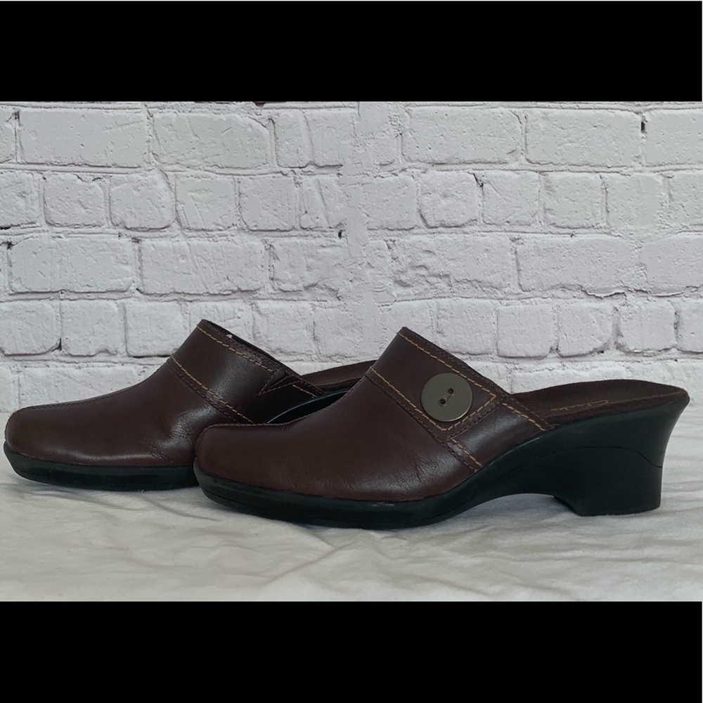 Clarks Mule Size 7